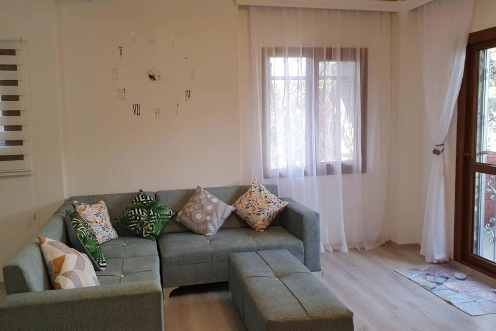 2+1 Apartm With Garden + Balcony , At Ladies Beach Kuşadası Exterior photo