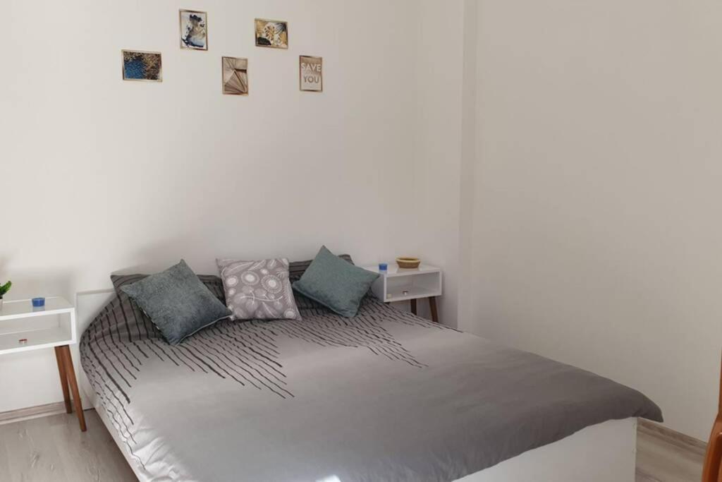 2+1 Apartm With Garden + Balcony , At Ladies Beach Kuşadası Exterior photo