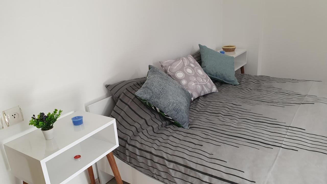 2+1 Apartm With Garden + Balcony , At Ladies Beach Kuşadası Exterior photo