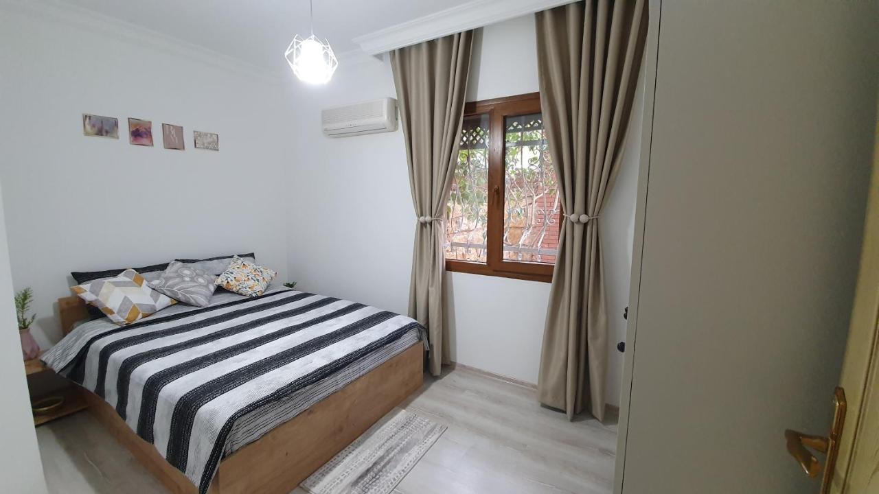 2+1 Apartm With Garden + Balcony , At Ladies Beach Kuşadası Exterior photo